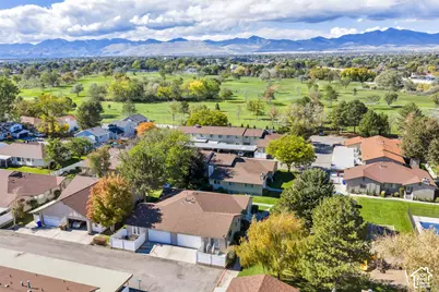 91 S Santa Rita Pl, West Jordan, UT 84088 - Photo 34