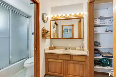 91 S Santa Rita Pl, West Jordan, UT 84088 - Photo 16