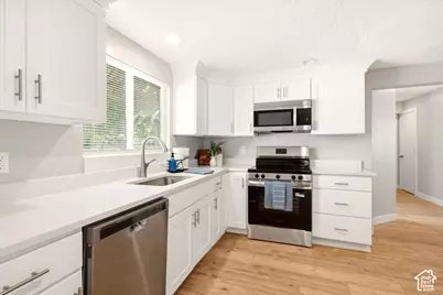 1579 W Indiana Ave S, Salt Lake City, UT 84104 - Photo 6