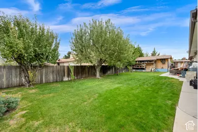 5727 S Carranza Dr W, Taylorsville, UT 84129 - Photo 24