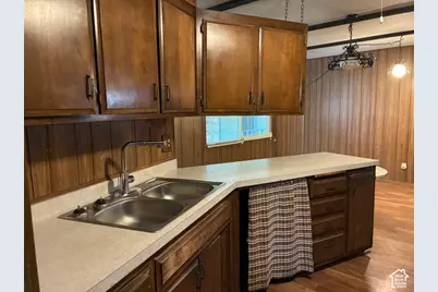 239 E Detroiter Ave #303, Murray, UT 84107 - Photo 6