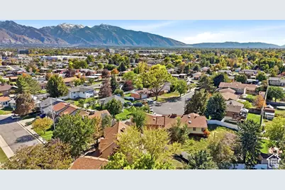 121 W Magic Dr, Murray, UT 84107 - Photo 48