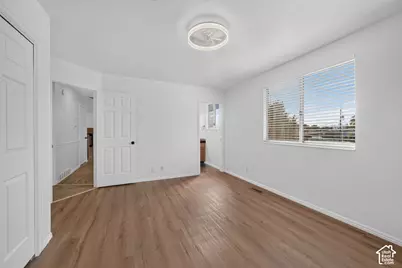 121 W Magic Dr, Murray, UT 84107 - Photo 18