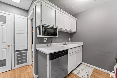 88 W 50 S #P-19, Centerville, UT 84014 - Photo 10