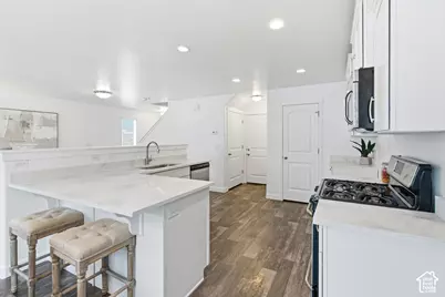 571 S Windsong Ln, Saratoga Springs, UT 84045 - Photo 4