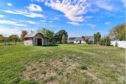 1226 N 1500 W, Clinton, UT 84015 - Photo 28