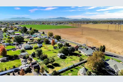 1226 N 1500 W, Clinton, UT 84015 - Photo 34