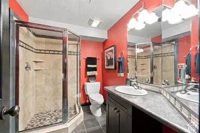 2957 E Lostwood Dr, Sandy, UT 84092 - Photo 56