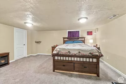 7856 S Pioneer St, Midvale, UT 84047 - Photo 14