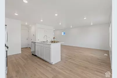 3881 N Aggie Dr E, Eagle Mountain, UT 84005 - Photo 6