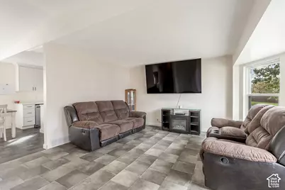 3287 W 6920 S, West Jordan, UT 84084 - Photo 6