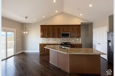 3334 Peregrine Trl, Saratoga Springs, UT 84045 - Photo 8