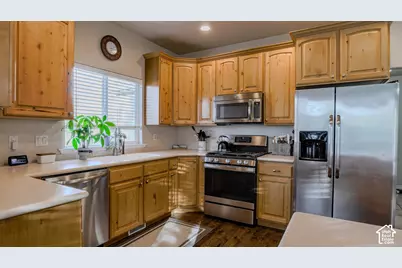 3175 N 700 E, Lehi, UT 84043 - Photo 16