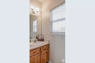 3175 N 700 E, Lehi, UT 84043 - Photo 24