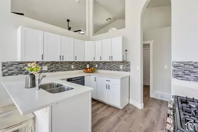 1130 S Topaz Rd, Saratoga Springs, UT 84045 - Photo 10