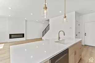 286 E Legacy Trail Ln S, Midvale, UT 84047 - Photo 8