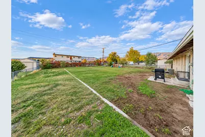 1984 W 3775 S, Roy, UT 84067 - Photo 20