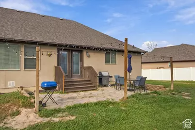 2346 N 1275 W, Clinton, UT 84015 - Photo 30