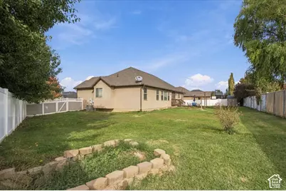 2346 N 1275 W, Clinton, UT 84015 - Photo 32