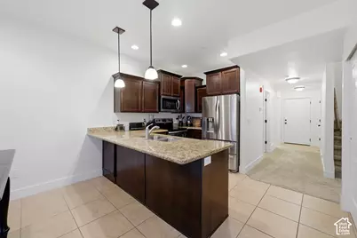 82 E Saddle Villa Dr S, Draper, UT 84020 - Photo 14