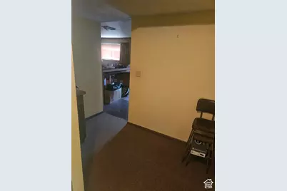 8671 S Tracy Dr, Sandy, UT 84093 - Photo 8
