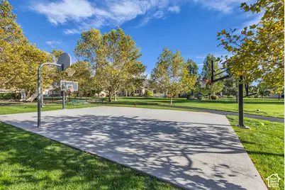 924 W Willowmere, Kaysville, UT 84037 - Photo 56