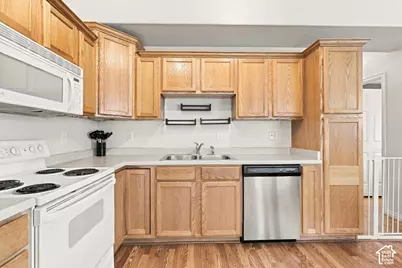 6678 S Pines Point Way, West Jordan, UT 84084 - Photo 12