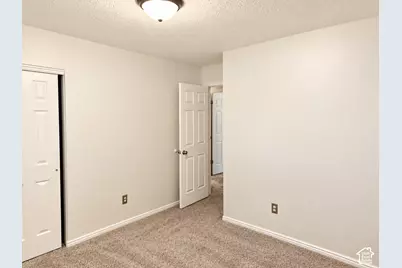 11976 S Hidden Rd E, Sandy, UT 84092 - Photo 22