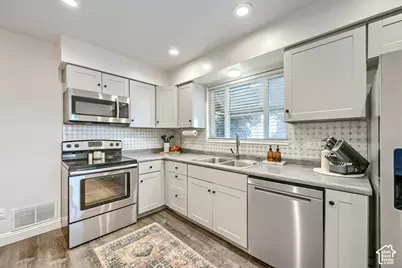 561 E 1200 N, Bountiful, UT 84010 - Photo 6