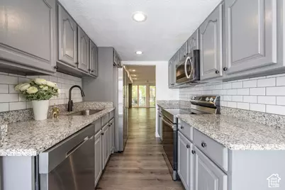 5183 S Gravenstein Park, Murray, UT 84123 - Photo 4