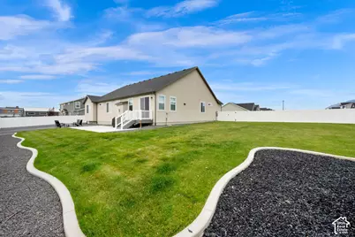 2493 W 2075 S, West Haven, UT 84401 - Photo 30
