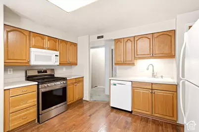 825 S 1650 E #C, Clearfield, UT 84015 - Photo 12