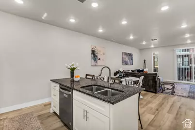 653 S 450 E, Clearfield, UT 84015 - Photo 16