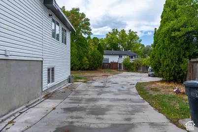 2016 W Hewwood Cir S, Taylorsville, UT 84129 - Photo 40