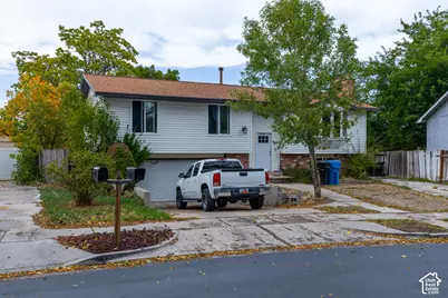 2016 W Hewwood Cir S, Taylorsville, UT 84129 - Photo 2