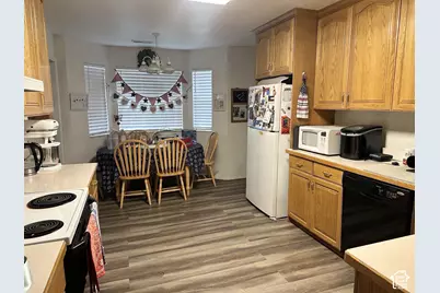 115 S 900 E, Springville, UT 84663 - Photo 4