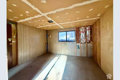 8688 S 3680 W, West Jordan, UT 84088 - Photo 22
