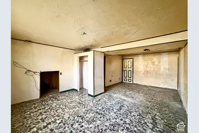 8688 S 3680 W, West Jordan, UT 84088 - Photo 20