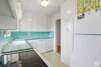 1519 N 400 W, Bountiful, UT 84010 - Photo 14
