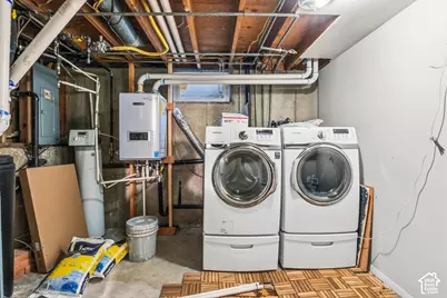 882 E 460 S, Orem, UT 84097 - Photo 32