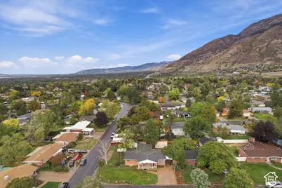 2995 E 7145 S, Cottonwood Heights, UT 84121 - Photo 4
