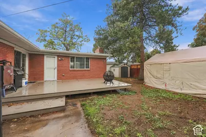 2995 E 7145 S, Cottonwood Heights, UT 84121 - Photo 12