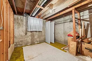1233 E Center St, Springville, UT 84663 - Photo 24