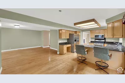9231 S Stone Ridge Cir, Sandy, UT 84093 - Photo 10