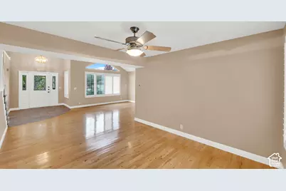 9231 S Stone Ridge Cir, Sandy, UT 84093 - Photo 4