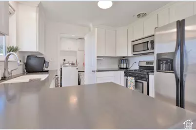 665 N 250 W, American Fork, UT 84003 - Photo 6