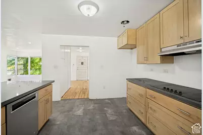 1855 E Brookhill Dr, Cottonwood Heights, UT 84121 - Photo 12