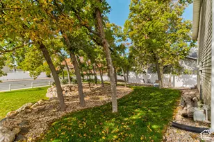 1671 E 2550 N, Layton, UT 84040 - Photo 6