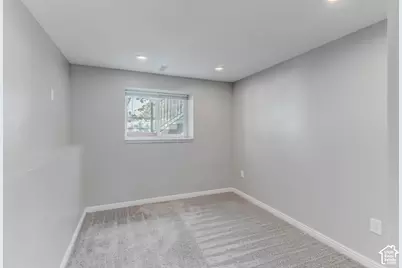 1671 E 2550 N, Layton, UT 84040 - Photo 24