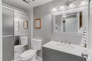 1671 E 2550 N, Layton, UT 84040 - Photo 26